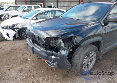 2020 Jeep Cherokee Trailhawk 4X4 z USA, uszkodzony, nr VIN 1C4PJMBN8LD539605